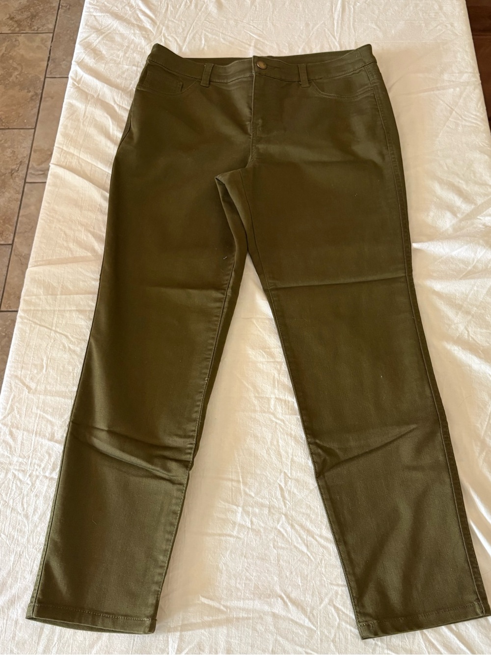 Style & Co. Olive Straight-Leg Jeans